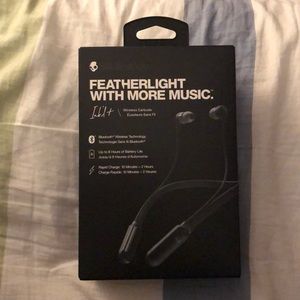 Skullcandy Wireless Earbuds (NEVER BEEN OPENED)